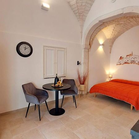 Aurasia Al Borgo Antico أوستوني المظهر الخارجي الصورة