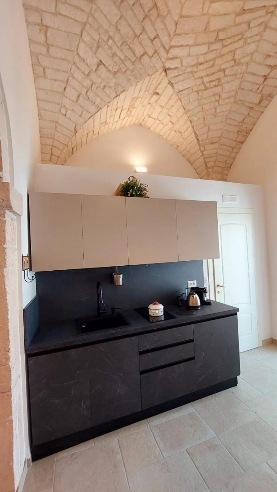 Aurasia Al Borgo Antico أوستوني المظهر الخارجي الصورة